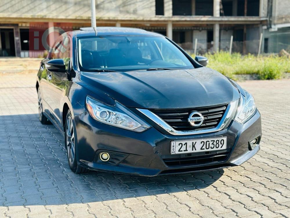 Nissan Altima
